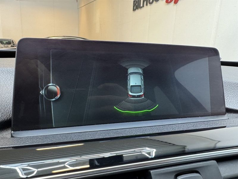 BMW 320 bild 15