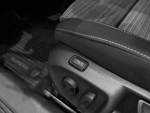 Skoda Superb bild 8