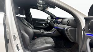 Mercedes E220 bild 3