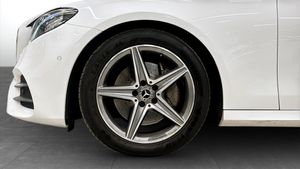 Mercedes E220 bild 9