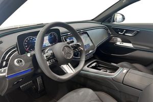 Mercedes E300 bild 8