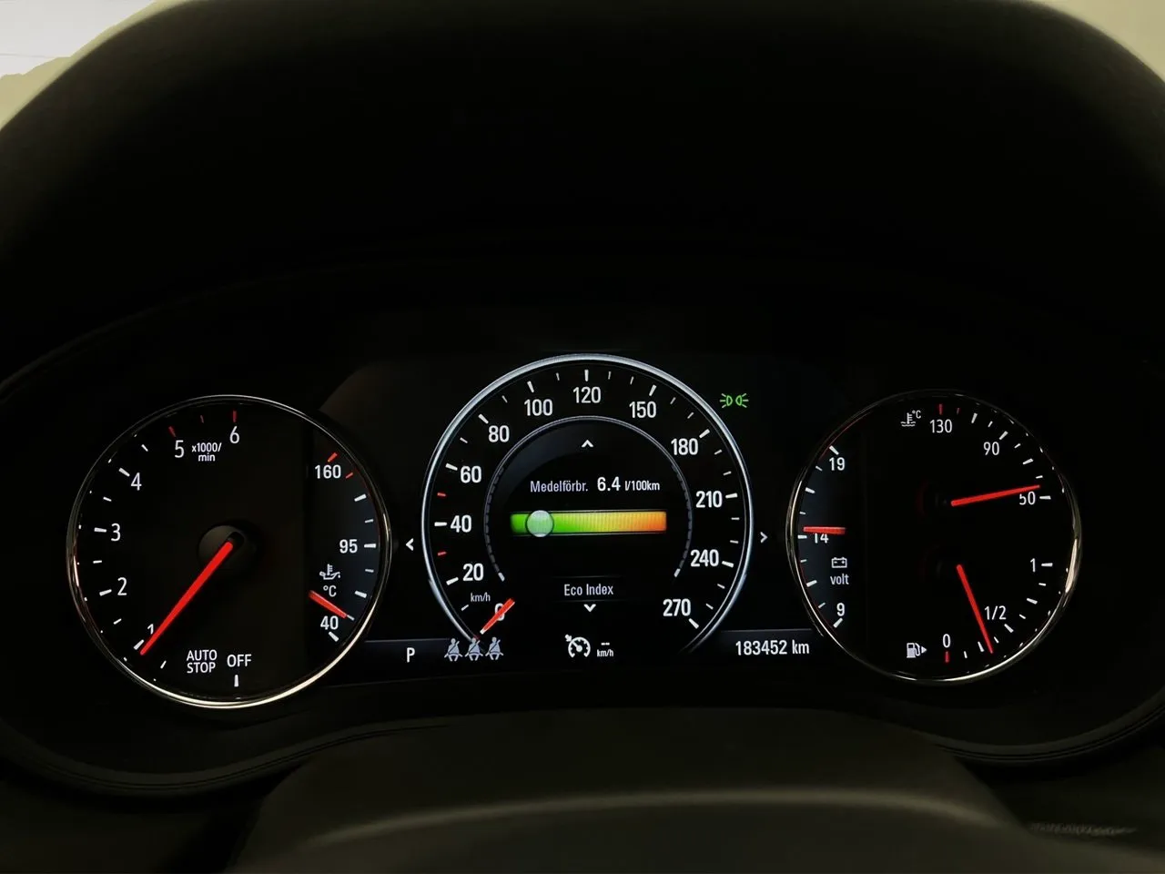 Vehicle image 16