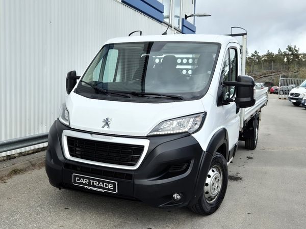 Peugeot Boxer CHASSI CAB 335 2.2 BLUEHDI TIPPFLAK DRAG MOMS 2ÄG 165HK - 2022