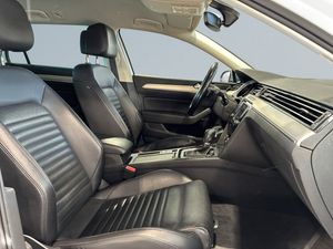 Volkswagen Passat bild 9