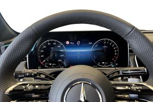Mercedes E300 bild 12
