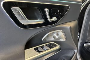 Mercedes E300 bild 9