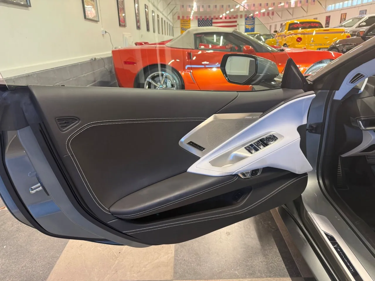 Vehicle image 18