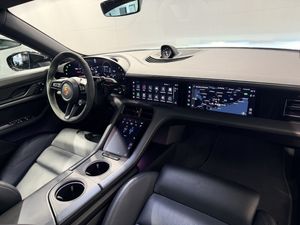 Porsche Taycan bild 19