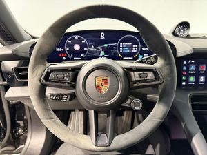 Porsche Taycan bild 15