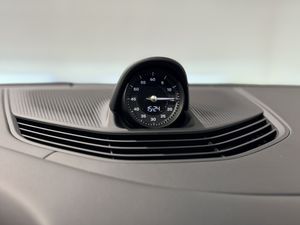 Porsche Taycan bild 18