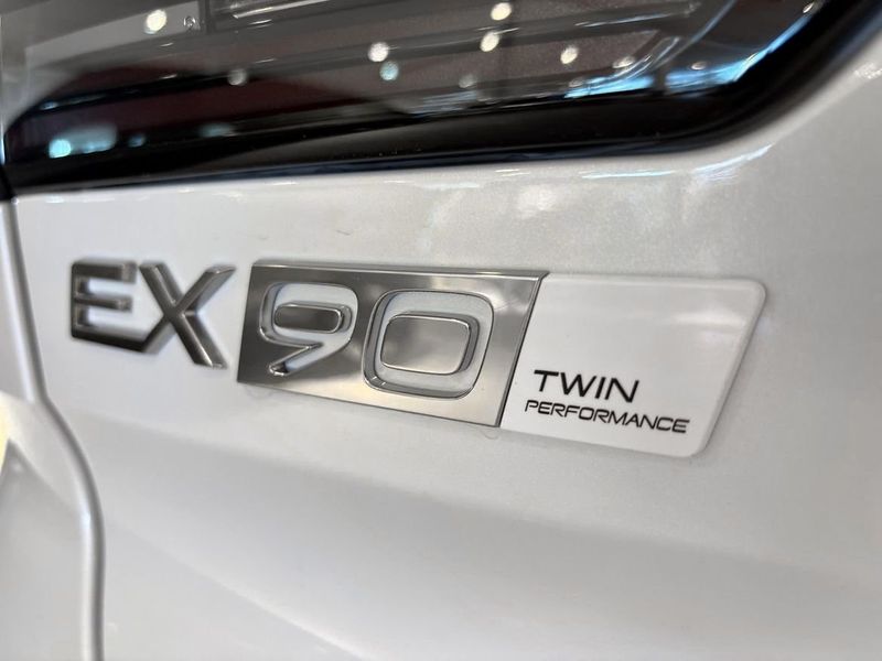 Volvo EX90 bild 21