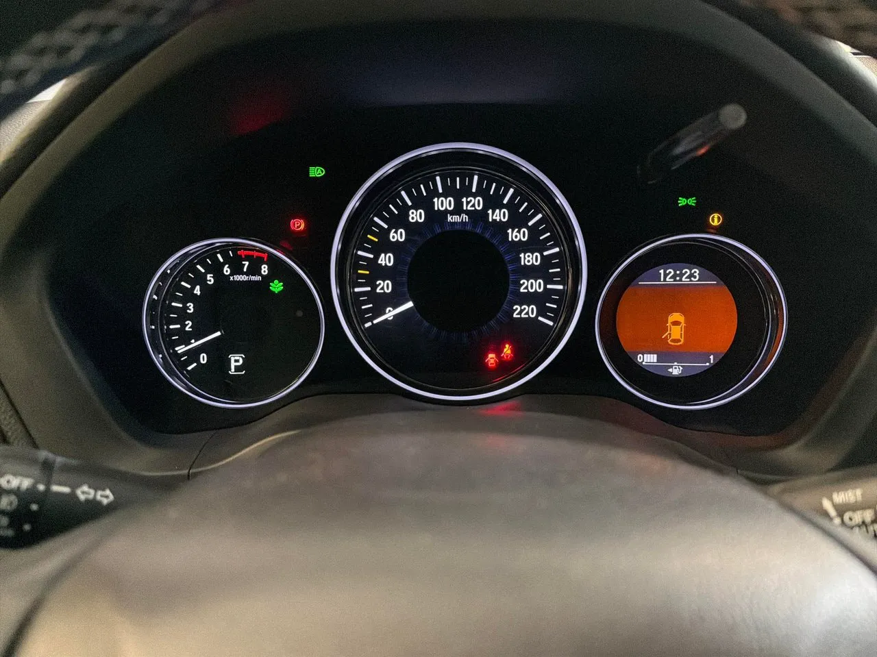 Vehicle image 10