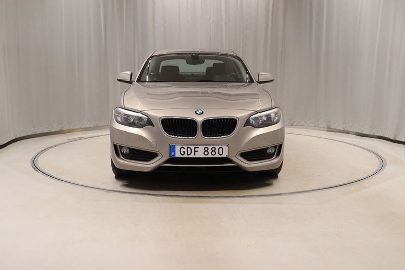 BMW 220 bild 2