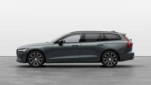 Volvo V60 T6 Plus Dark Nordic Edition - 2026