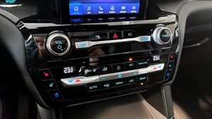 Ford Explorer bild 19