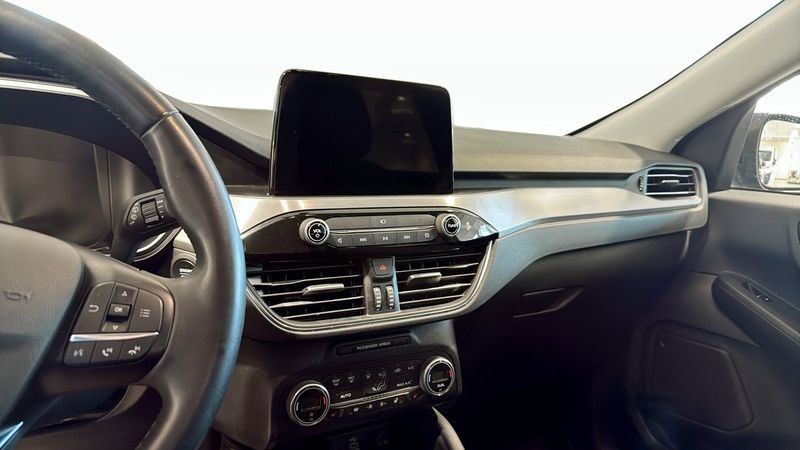 Ford Kuga bild 11