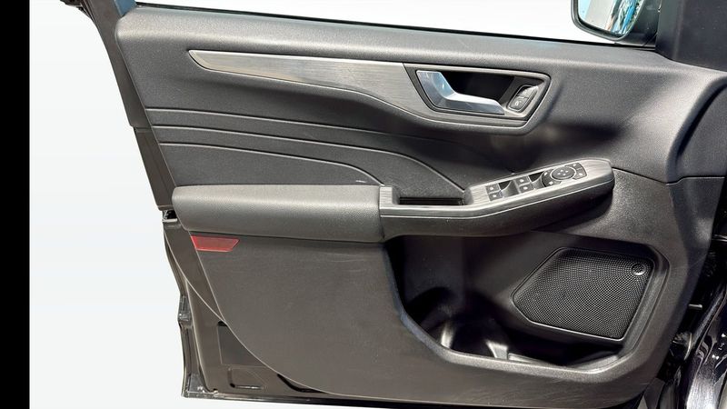 Ford Kuga bild 10