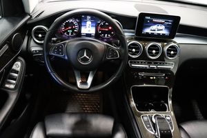 Mercedes GLC220 bild 14