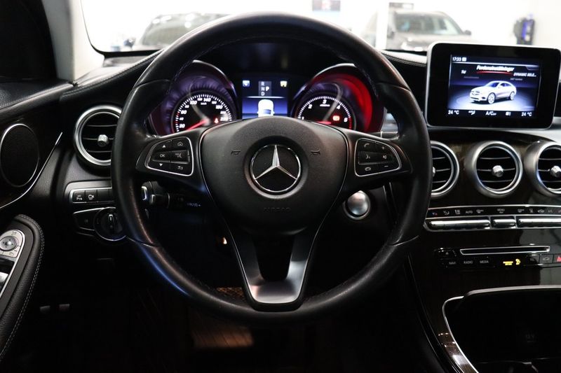 Mercedes GLC220 bild 15
