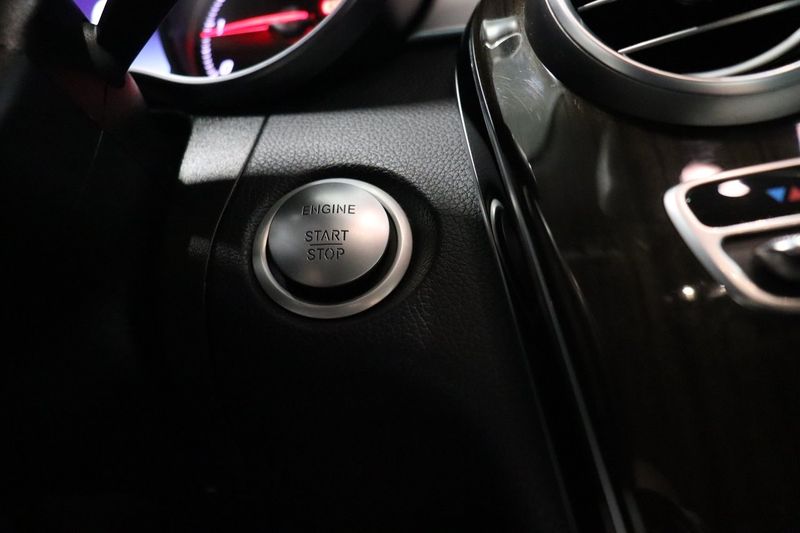 Mercedes GLC220 bild 21