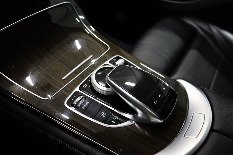 Mercedes GLC220 bild 17