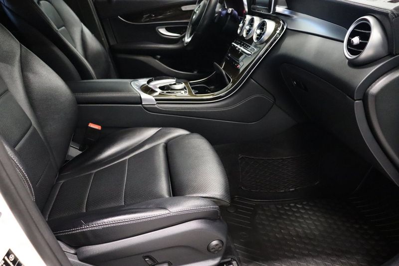 Mercedes GLC220 bild 11