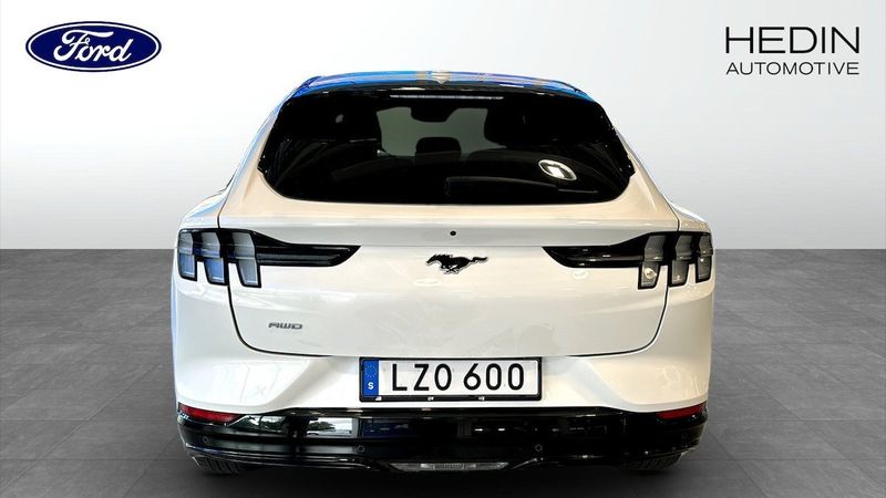 Ford Mustang Mach-E bild 7