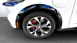 Ford Mustang Mach-E bild 9