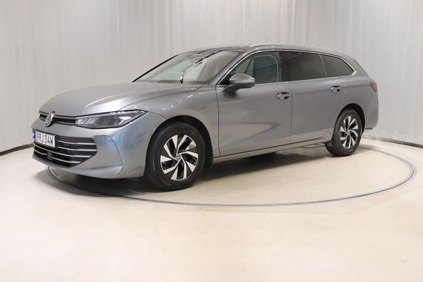 Volkswagen Passat 1.5 eTSI 150hk Business Aut Drag Värmare Nav - 2025
