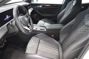 Volkswagen Passat bild 7