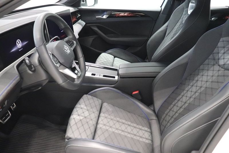Volkswagen Passat bild 7