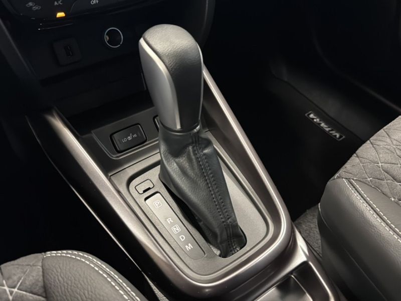 Suzuki Vitara bild 12