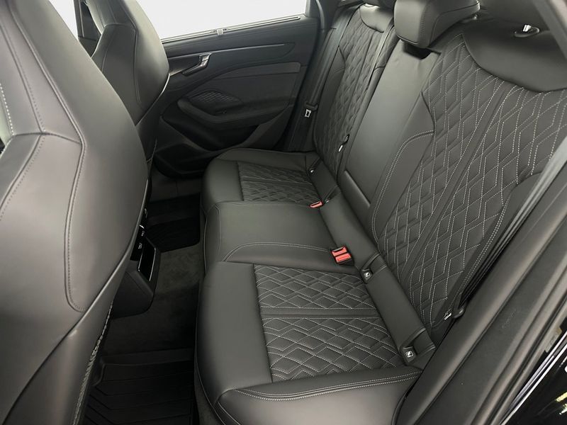 Audi A6 bild 11