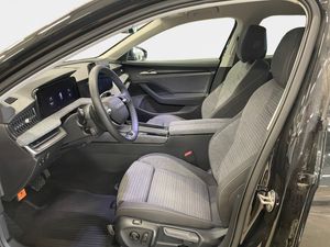 Skoda Superb bild 9
