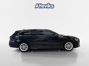 Skoda Superb bild 2
