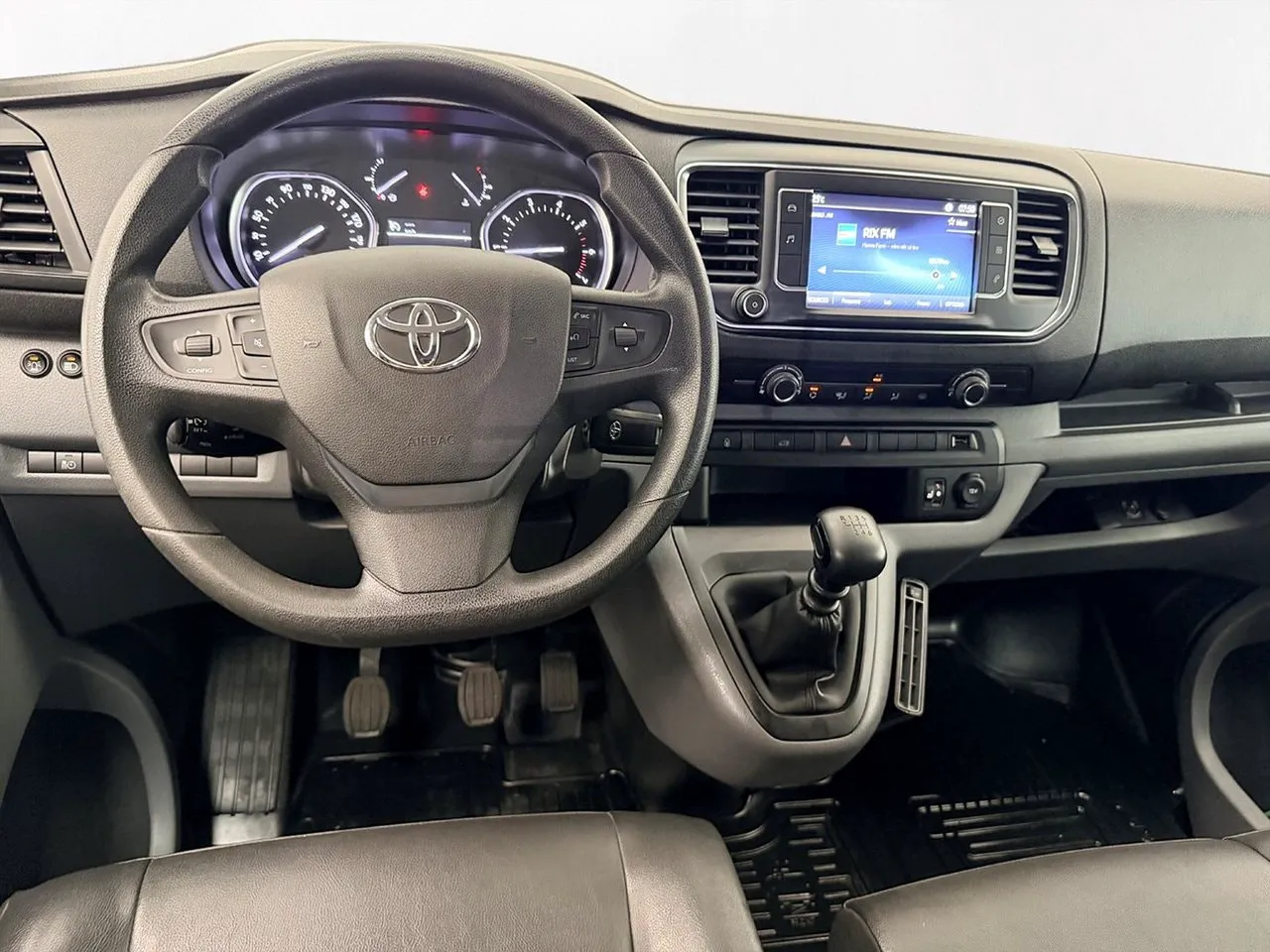 Vehicle image 18