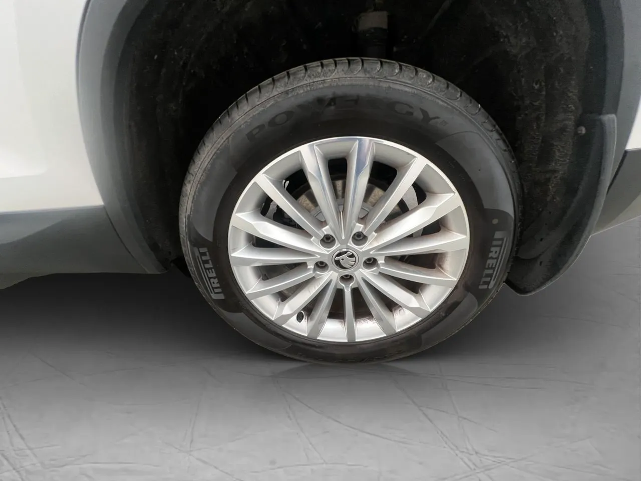 Vehicle image 31