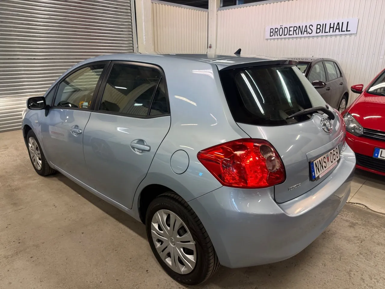 Vehicle image 1