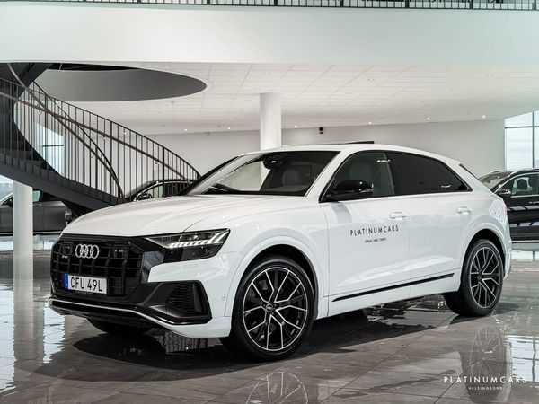 Audi SQ8 TFSI Q 507hk / Sv.såld / Pano / Matrix / Låga mil - 2023