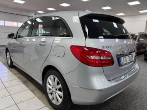 Mercedes B180 bild 3