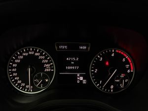 Mercedes B180 bild 6