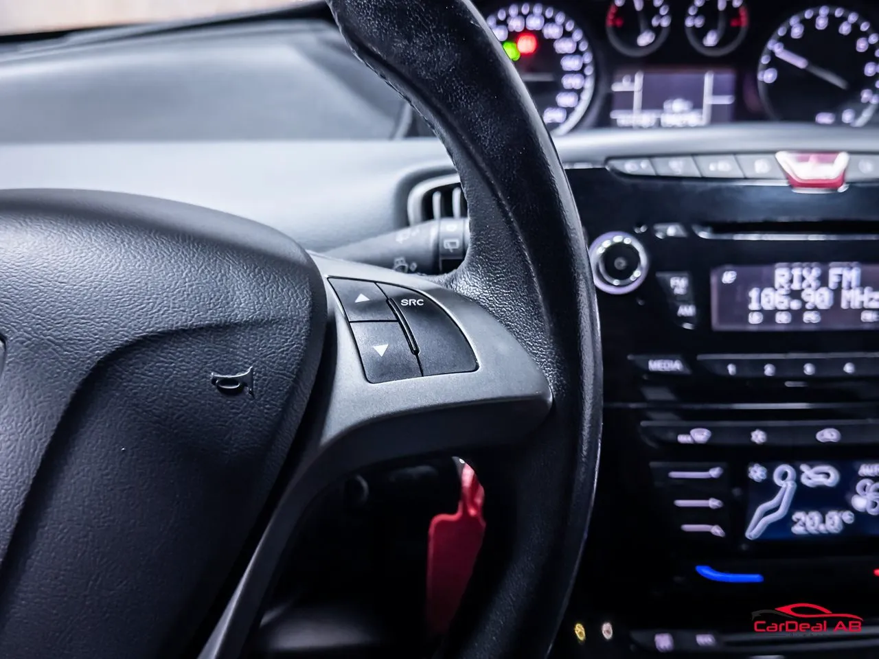 Vehicle image 20