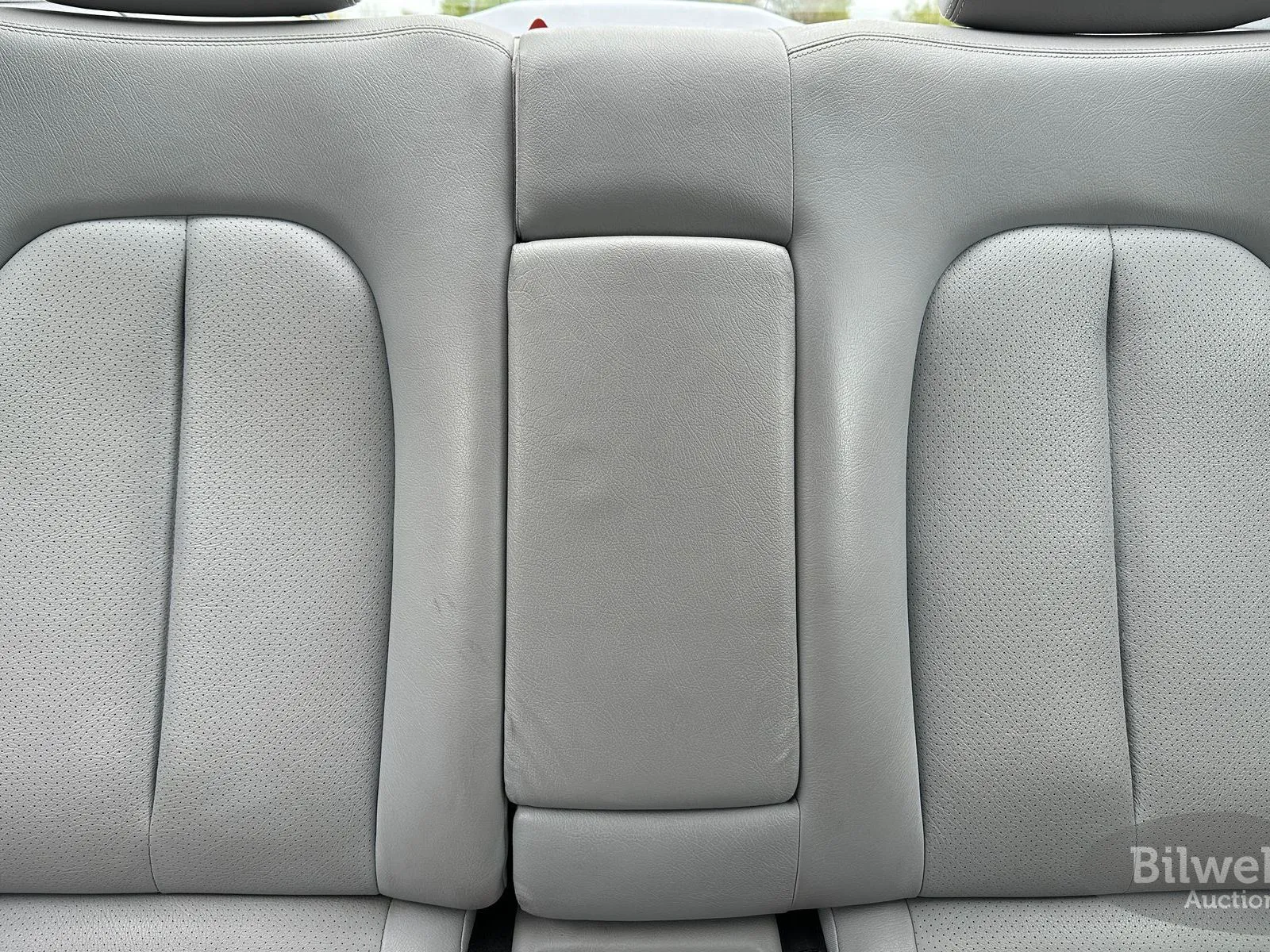 Vehicle image 47