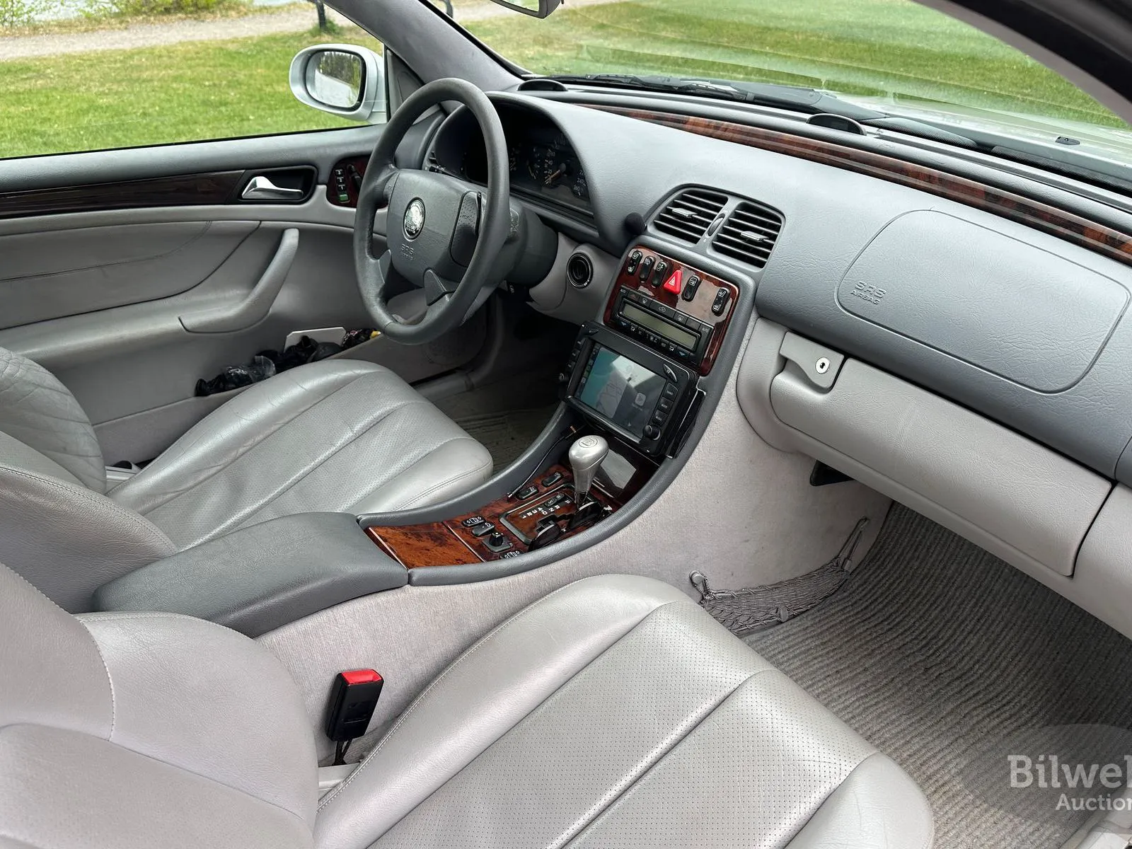 Vehicle image 40