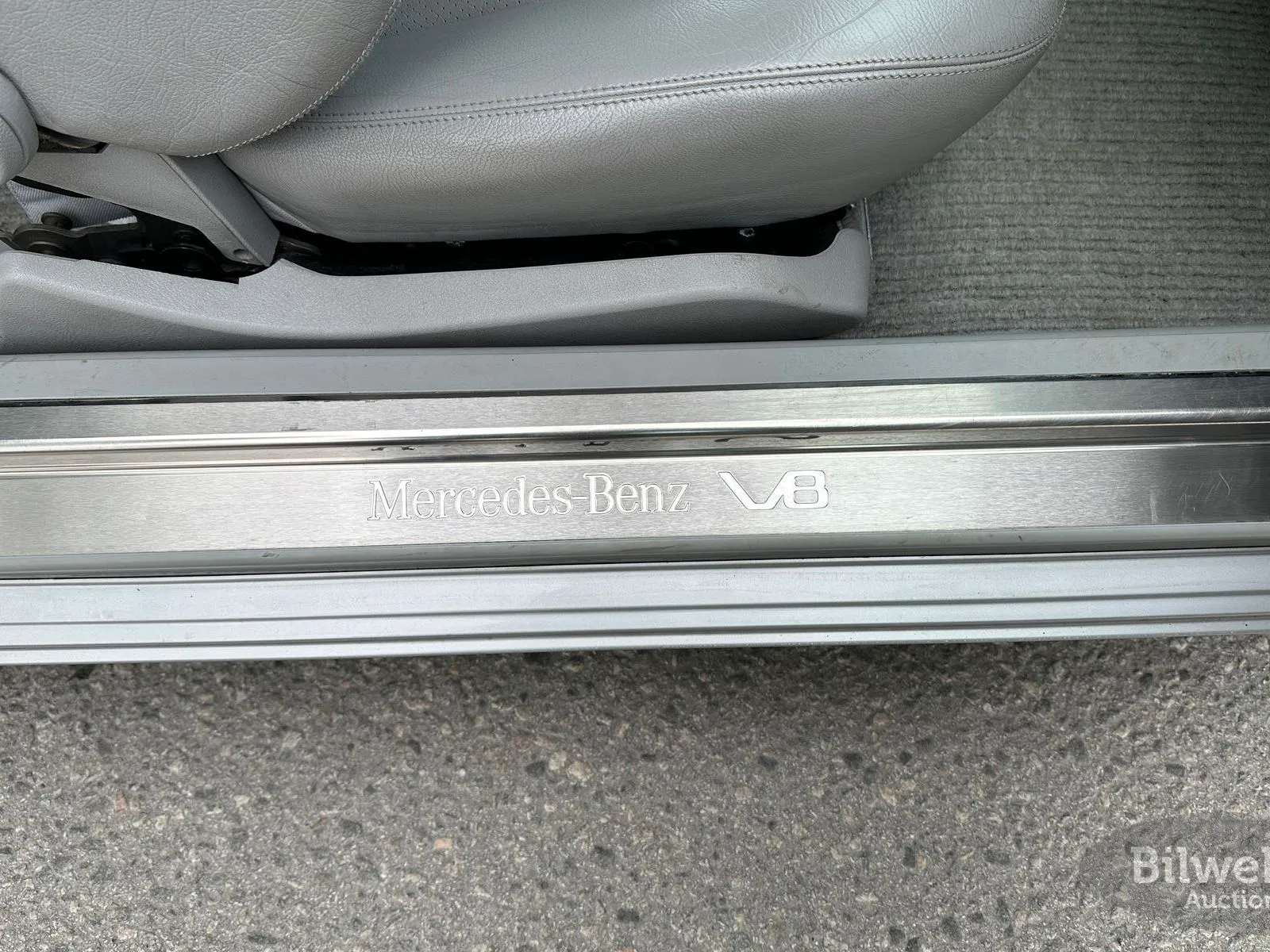 Vehicle image 43