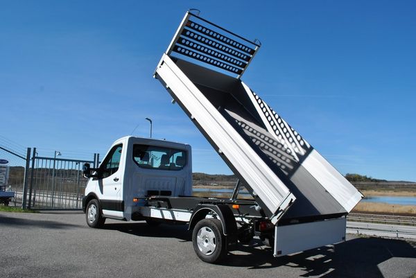 Ford Transit 350 s-cab M6 med 3-Vägs Tipp - 2026