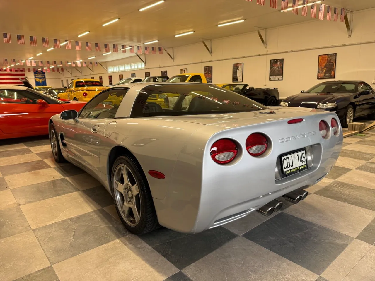 Vehicle image 7