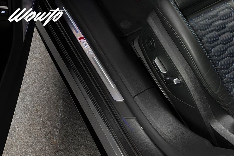 Audi RS7 bild 12