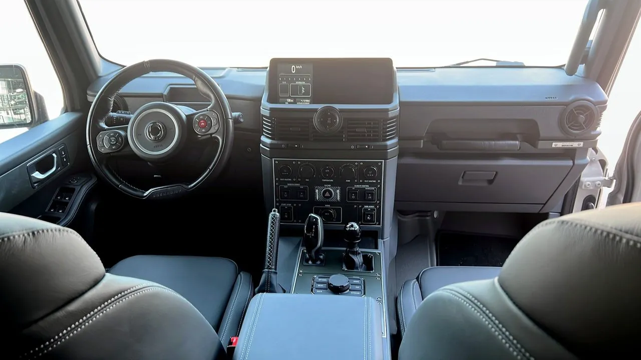 Vehicle image 3