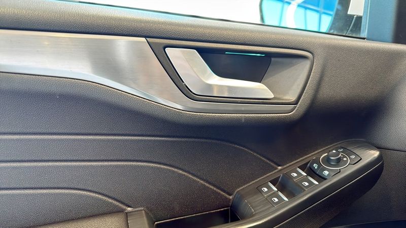 Ford Kuga bild 11